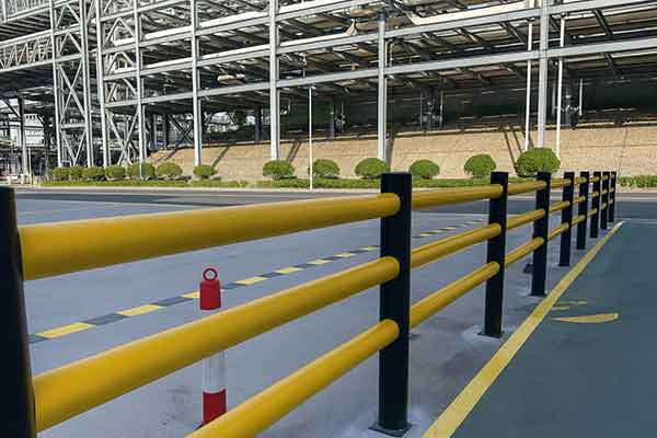 Single Flexible Bollard