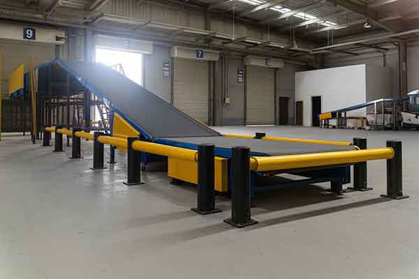 Single Traffic Guardrail Single Flexible Bollard